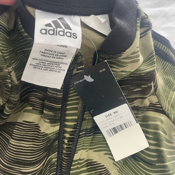 Adidas camouflage onesie 
Brand new
9 months - Picture 2 of 2